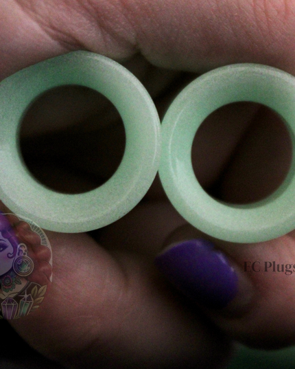 Green Glow In The Dark Tunnel Plugs - Opalite Green Glass Double Flare Eyelet Gauge 6mm-25mm