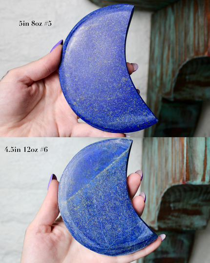 Crescent-shaped blue lapis held by a hand with text indicating size and option.