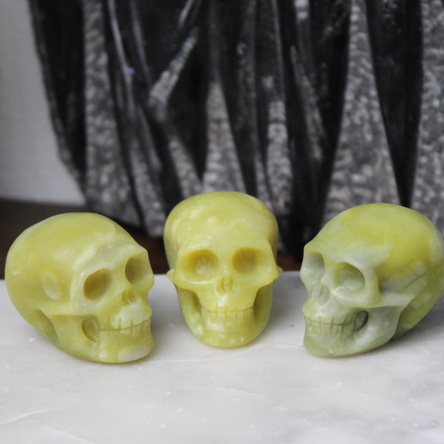 Lemon Jade Skull – Crystal Carving for Confidence, Luck & Creativity, Hand-Carved Yellow Stone, Spiritual Decor - EC Plugs