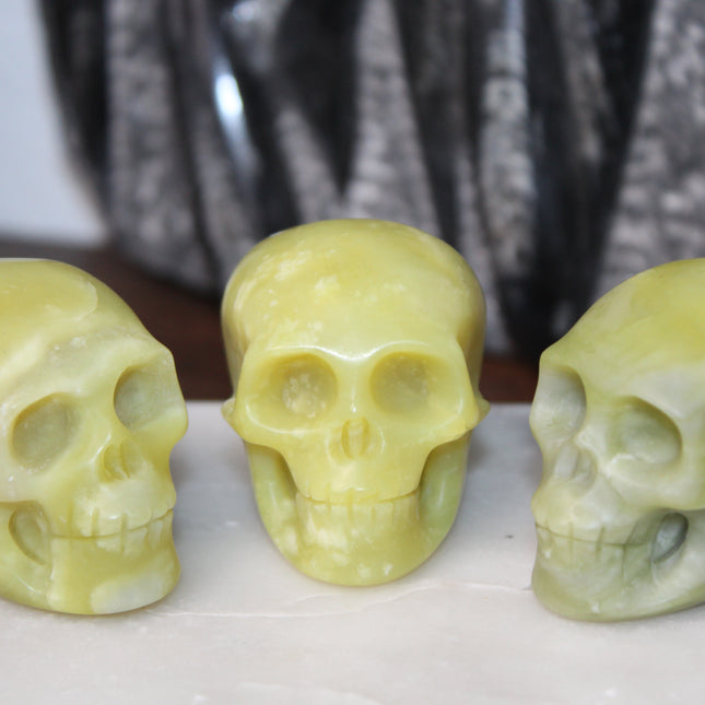 Lemon Jade Skull – Crystal Carving for Confidence, Luck & Creativity, Hand-Carved Yellow Stone, Spiritual Decor - EC Plugs