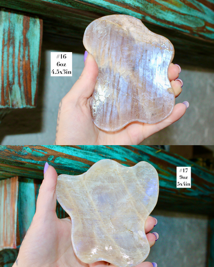 Moonstone Bowl Blue Flash – Hand‑Carved Polished Stone Dish with Flashing Blue Highlights, Decorative Display or Trinket Bowl