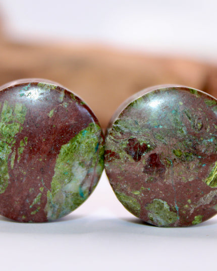 Dragons blood double flared plugs