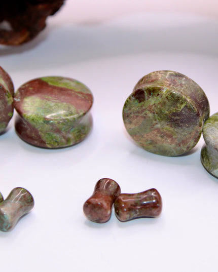 Dragons blood double flared plugs