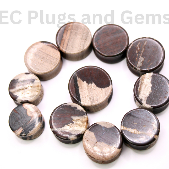 These African Zebra Stone Double Flare Plugs bring together bold pattern and crystal grounding energy—perfect for stretched ears seeking a look that’s as strong and centered as it is unique.