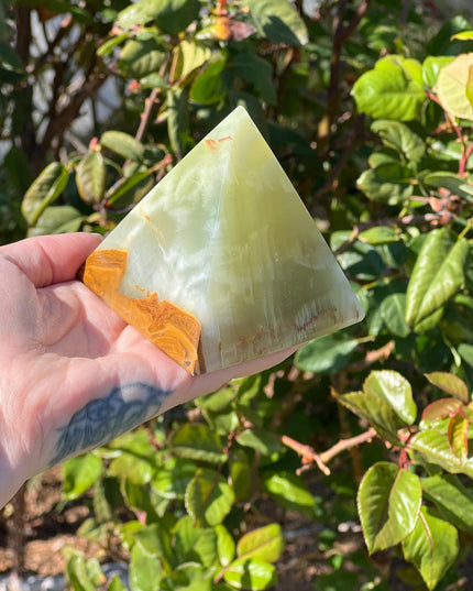 Green Onyx Pyramid, Striking and Unique