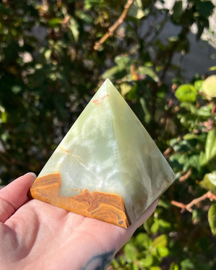 Green Onyx Pyramid, Striking and Unique