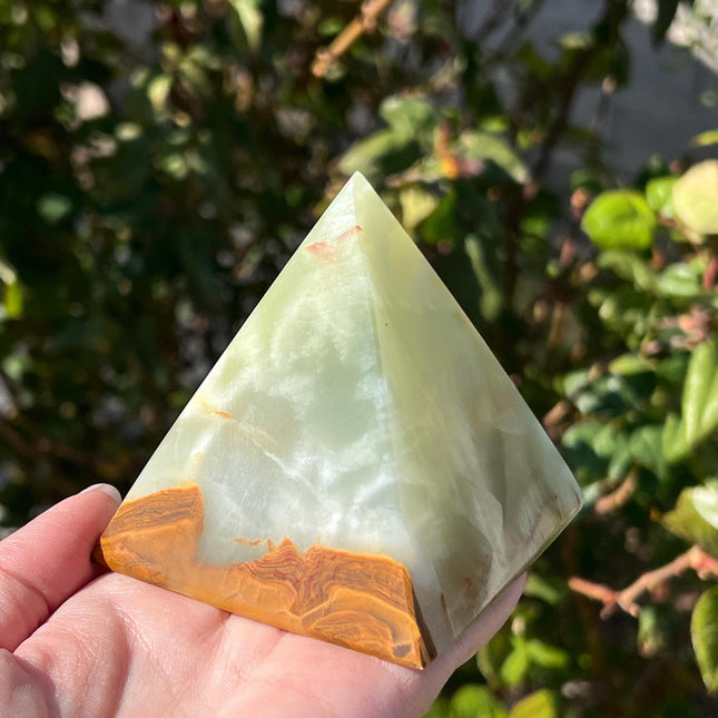 Green Onyx Pyramid, Striking and Unique