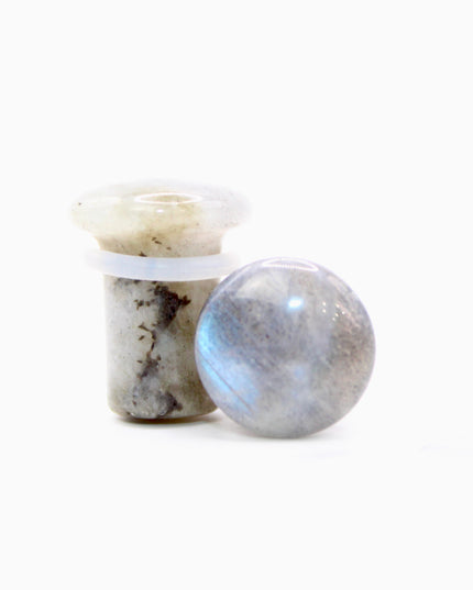 Each pair of these genuine labradorite plugs features unique rainbow flashes and a smooth, comfortable fit