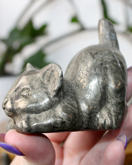 Pyrite kitty cat carving