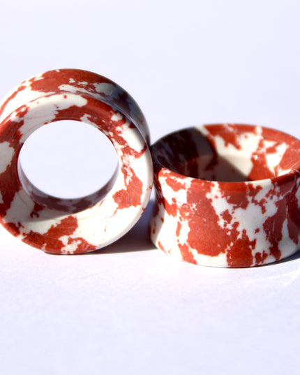 Red Splatter Halloween Tunnel Plugs – Spooky Red and White Stone Gauges