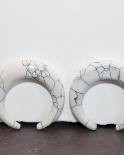 Howlite Ear Pinchers PAIR– Polished Stone Gauges White Marble Look - EC Plugs