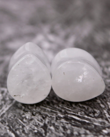 Quartz double flare tear drop plugs