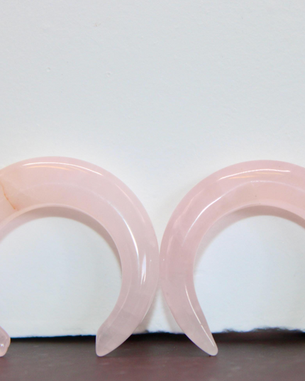 Polished Rose Quartz Pinchers – Gauges Pink - EC Plugs