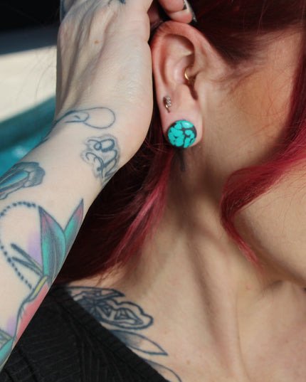 Turquoise Howlite Plugs - Gauges - EC Plugs