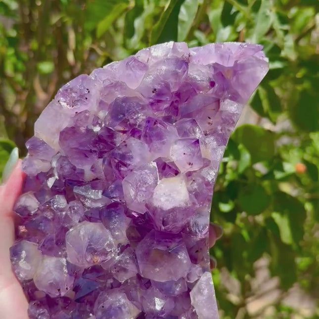 Amethyst Moon with Stand – Natural Geode Druzy Crystal Decor for Healing, Meditation & Moon Lovers
