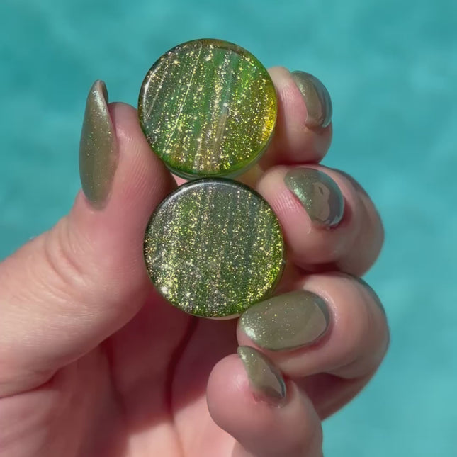 Galactic Swirl Glass Plugs 20mm – Green and Gold Cosmic Vibes Pair