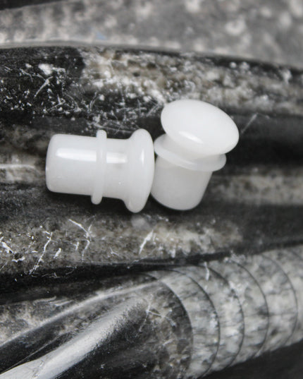 These White Quartz Single Flared Plugs combine subtle beauty with soothing energy—ideal for anyone seeking a minimalist look with meaningful crystal benefits.