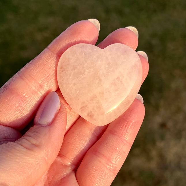 rose quartz gem heart