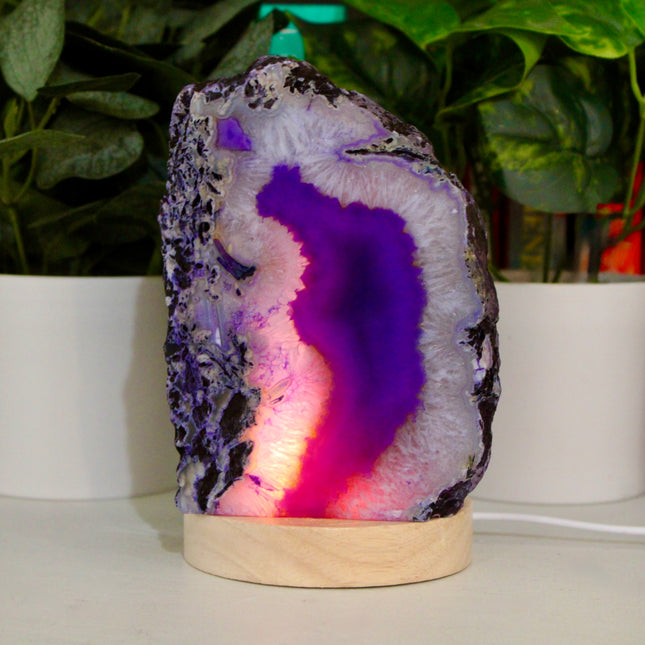 Agate Crystal Table Lamp – Unique Textures & Vibrant Colors with Light Base Included