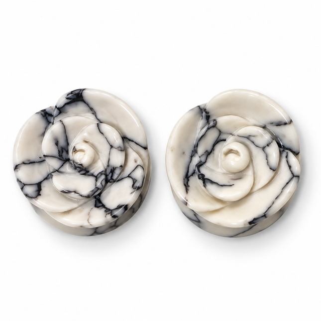 Black and White Floral Style for Gauged Ears
