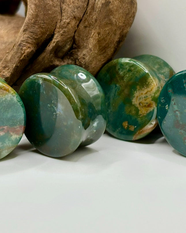 Bloodstone gauges ear plugs stretch ears