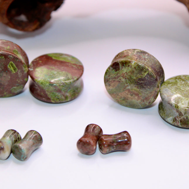 Dragons blood double flared plugs