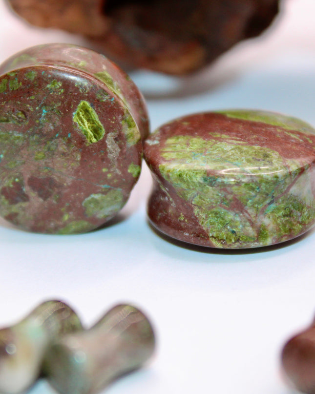 Dragons blood double flared plugs
