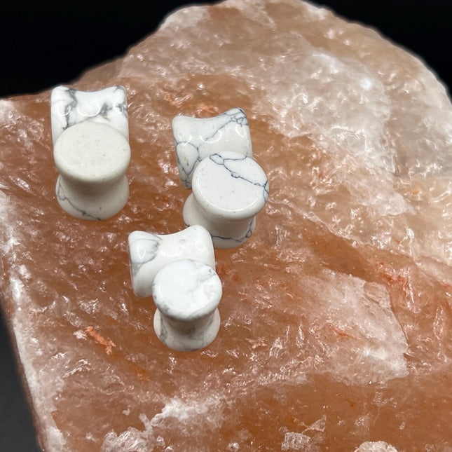 Howlite Stone Plugs - Gauges Double Flare