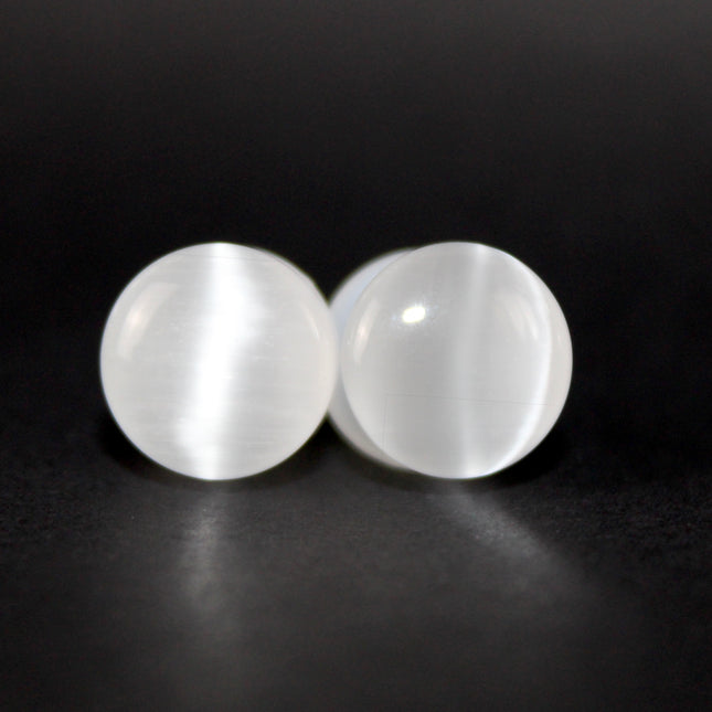 White Cat Eye Single Flare Plugs - Pair of Glass Gauges 3mm-16mm