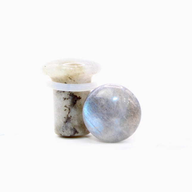 Each pair of these genuine labradorite plugs features unique rainbow flashes and a smooth, comfortable fit