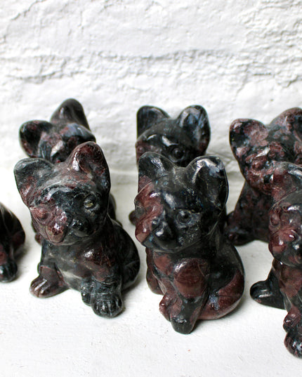 Garnet French Bulldog Carving, 3 Inch Carved Natural Stone Dog Figurine, Polished Black and Red Bulldog Sculpture