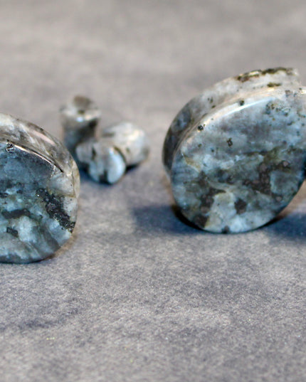 Larvikite Black Flashy Labradorite Tear Drop Plugs - Pair of Gray and Black Stone Gauges
