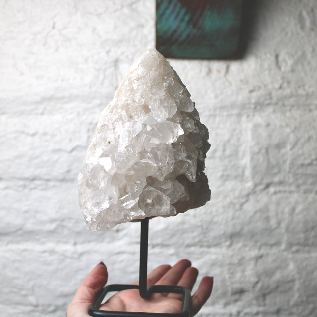 XL Raw Quartz Specimen on Black Metal Display Stand – 3.12 lb Natural Clear Quartz Cluster, Large Decorative Stone Display Piece for Home or Office