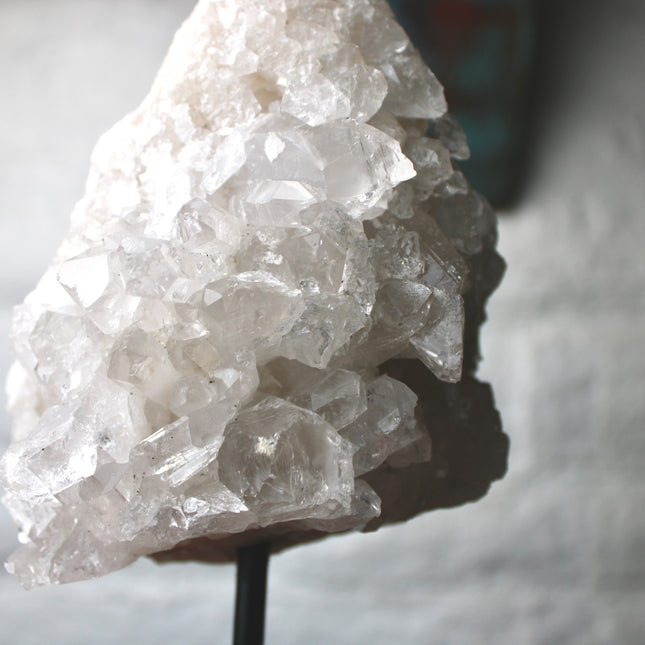 XL Raw Quartz Specimen on Black Metal Display Stand – 3.12 lb Natural Clear Quartz Cluster, Large Decorative Stone Display Piece for Home or Office