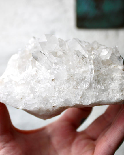 Raw Quartz Specimen – Natural Clear Quartz Cluster Display