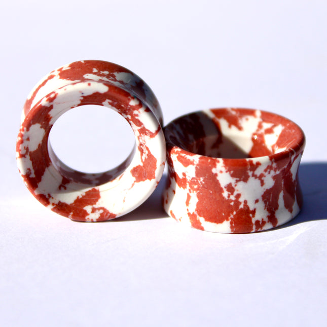 Red Splatter Halloween Tunnel Plugs – Spooky Red and White Stone Gauges