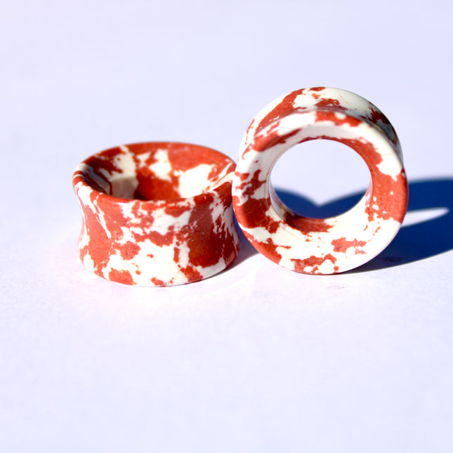 Red Splatter Halloween Tunnel Plugs – Spooky Red and White Stone Gauges