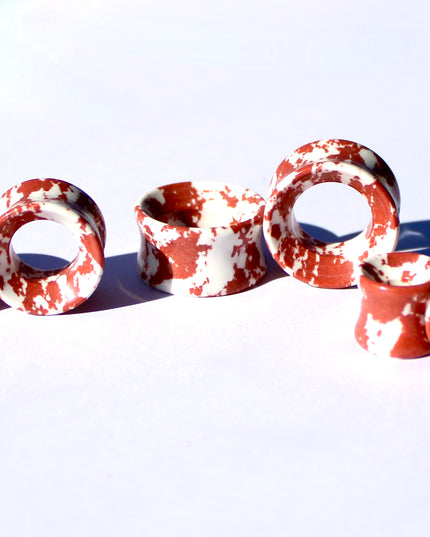 Red Splatter Halloween Tunnel Plugs – Spooky Red and White Stone Gauges