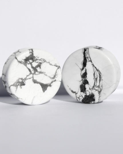 Howlite Stone Double Flare Plugs – Natural White & Gray Veined Gauges (Pair)