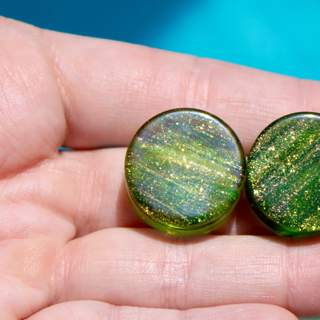 Galactic Swirl Glass Plugs 20mm – Green and Gold Cosmic Vibes Pair
