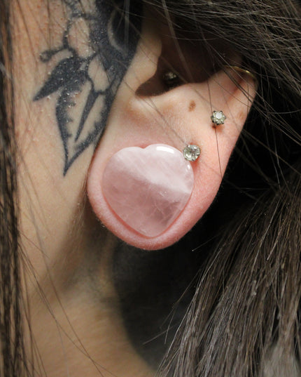 Rose Quartz Stone Double Flare Heart Plugs - EC Plugs