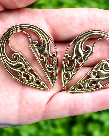 The Evangeline Twin Ornate Brass Hearts - Gold Brass Ear Hangers 