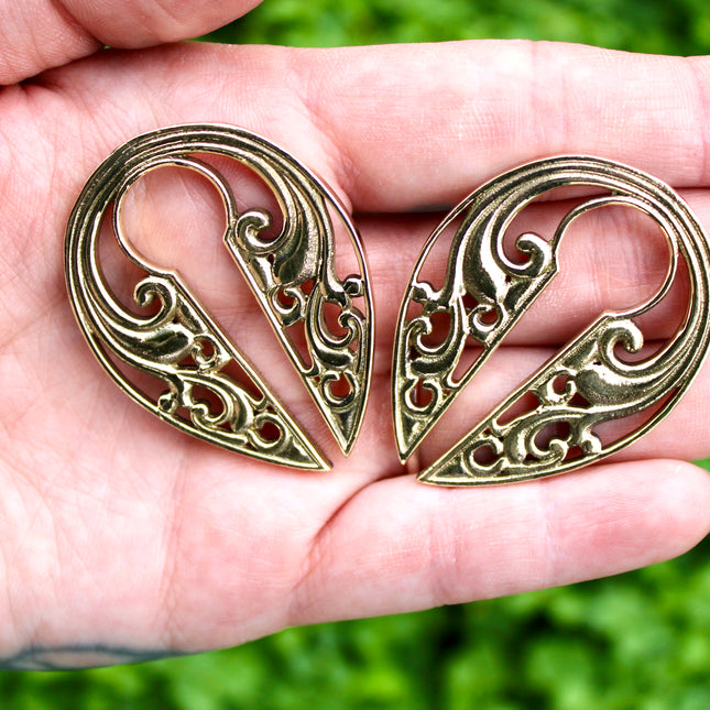 The Evangeline Twin Ornate Brass Hearts - Gold Brass Ear Hangers 