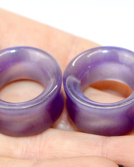 Dark Purple Cat Eye Glass Tunnel Plugs