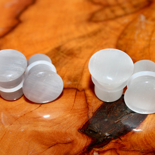 Silver Cat's Eye Glass Plugs Single Flare Pair