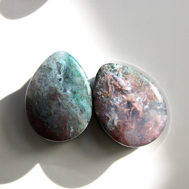Red Moss Agate Convex Teardrop Plugs