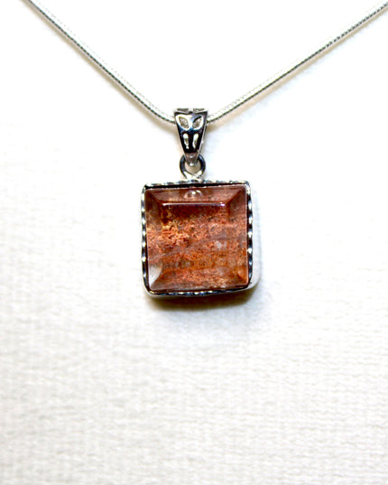 Garden Quartz Pendant – Silver Plated 925 Setting, Polished Lodolite Stone Necklace, Garden Quartz with Inclusions, Elegant Handmade Jewelry