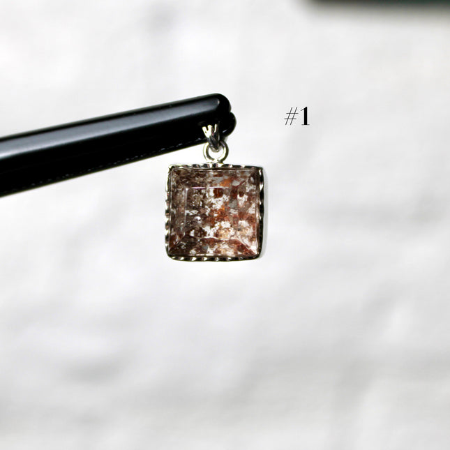 Garden Quartz Pendant – Silver Plated 925 Setting, Polished Lodolite Stone Necklace, Garden Quartz with Inclusions, Elegant Handmade Jewelry