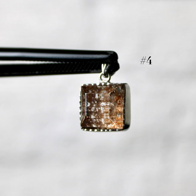 Garden Quartz Pendant – Silver Plated 925 Setting, Polished Lodolite Stone Necklace, Garden Quartz with Inclusions, Elegant Handmade Jewelry