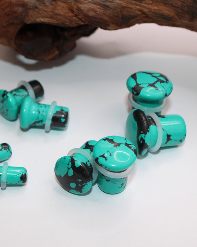 Turquoise howlite single flare plugs